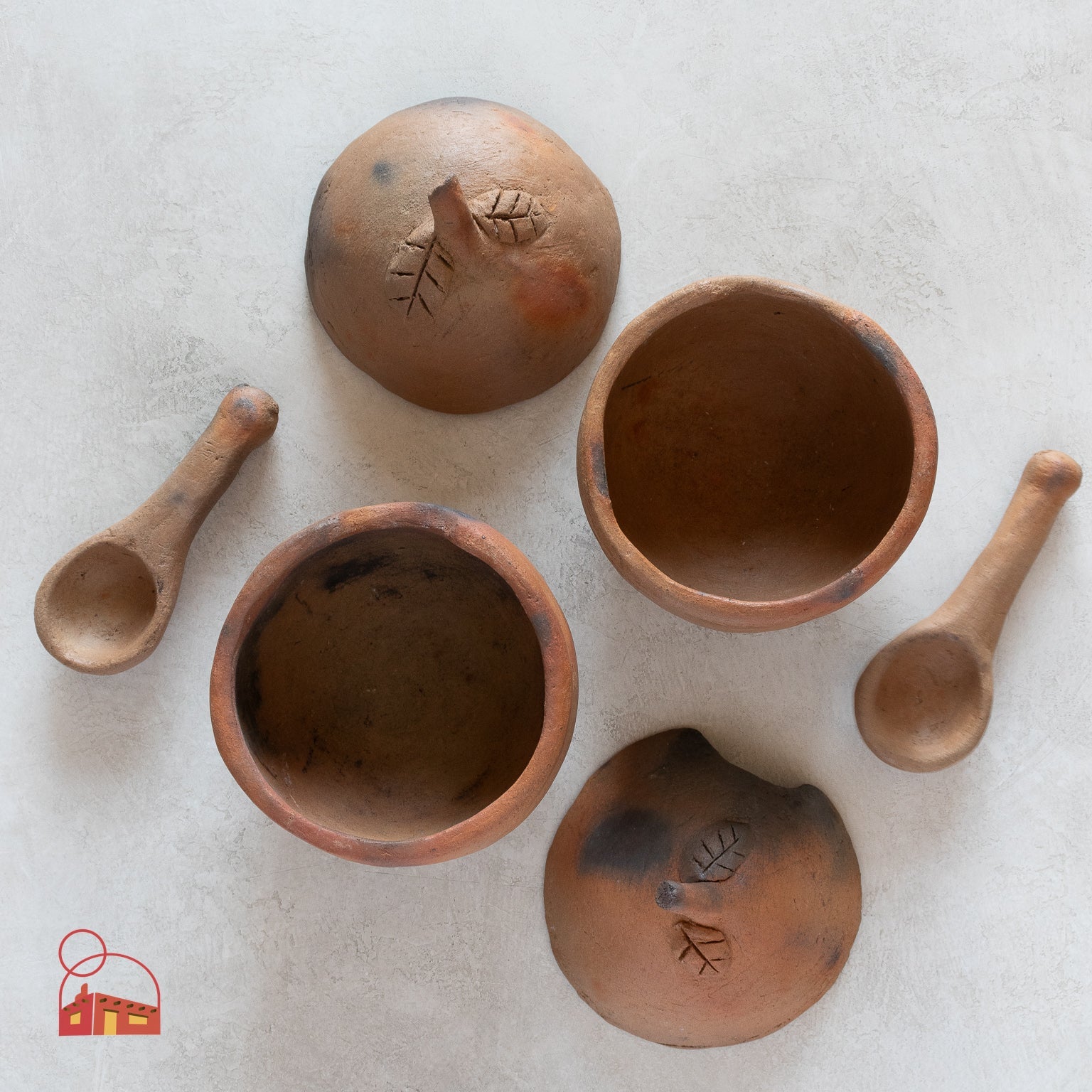 Mexican Clay Apple Dish with Spoon - Homekeep Studio